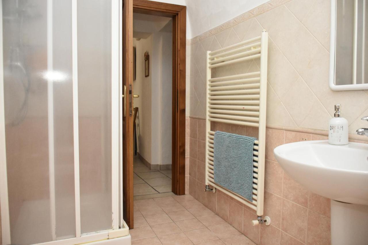 Casa Vacanze E Brevi Periodi Alla Porta Etrusca La Panchina Al Sole Volterra Zewnętrze zdjęcie