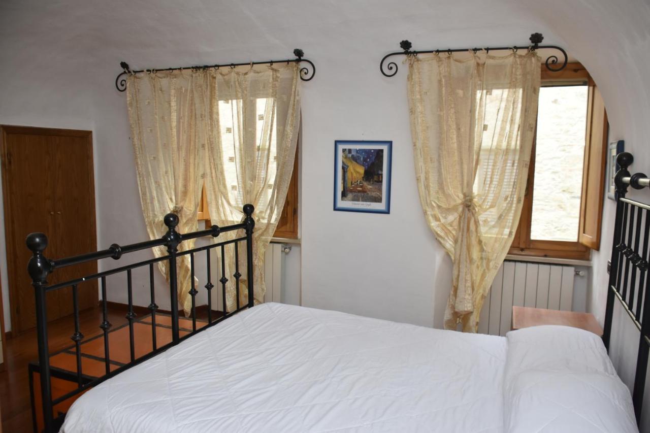 Casa Vacanze E Brevi Periodi Alla Porta Etrusca La Panchina Al Sole Volterra Zewnętrze zdjęcie