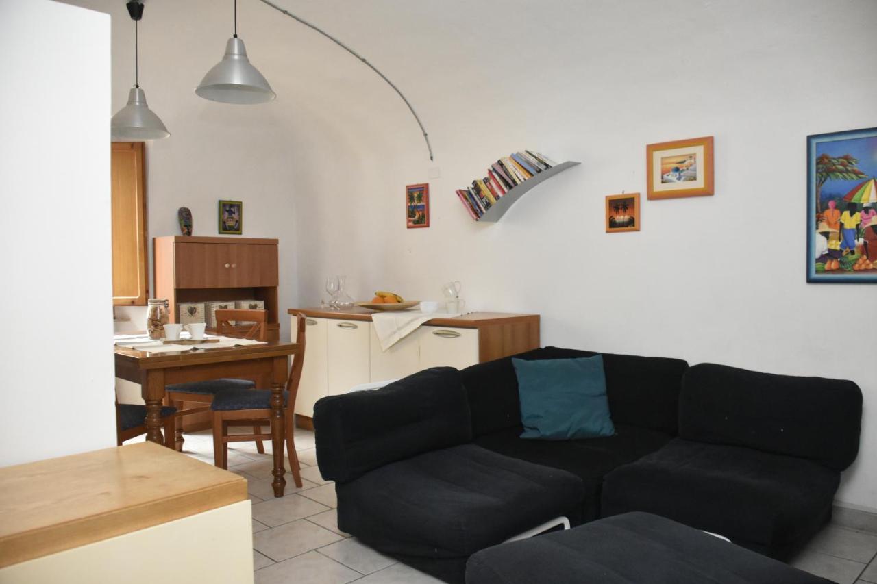 Casa Vacanze E Brevi Periodi Alla Porta Etrusca La Panchina Al Sole Volterra Zewnętrze zdjęcie